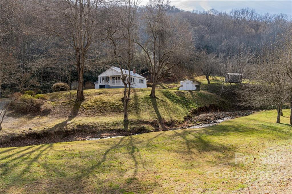 367 Warren Creek Road Candler NC 28715