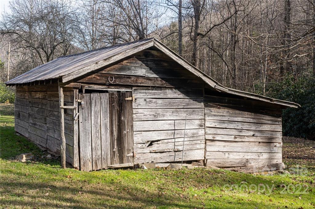 367 Warren Creek Road Candler NC 28715