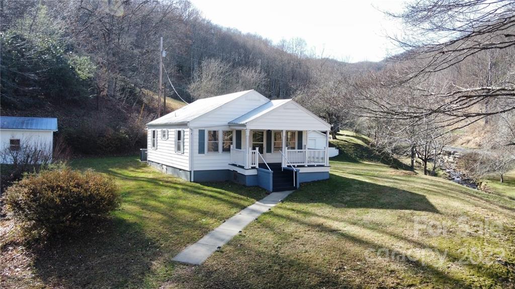 367 Warren Creek Road Candler NC 28715