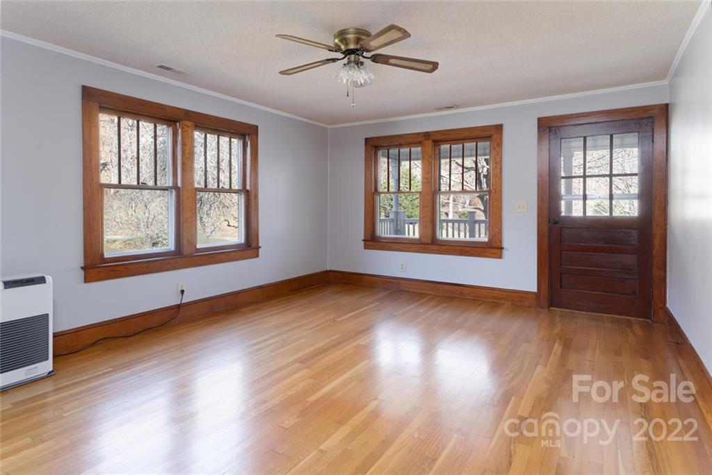 367 Warren Creek Road Candler NC 28715
