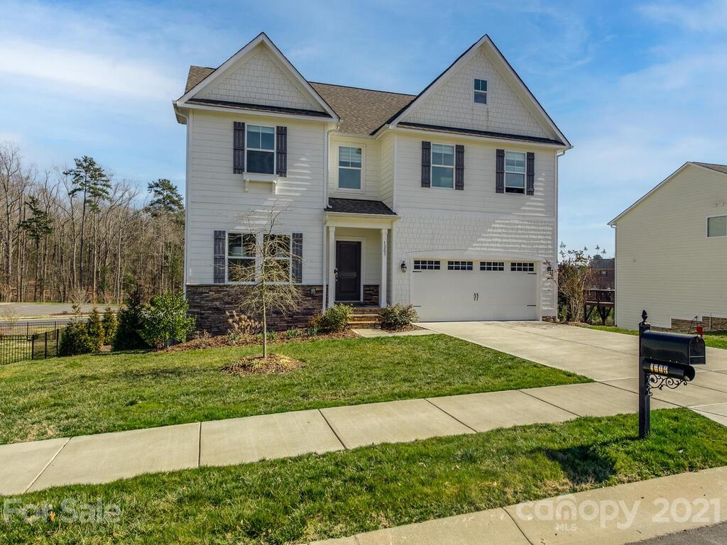1203 Clover Lane Matthews NC 28104