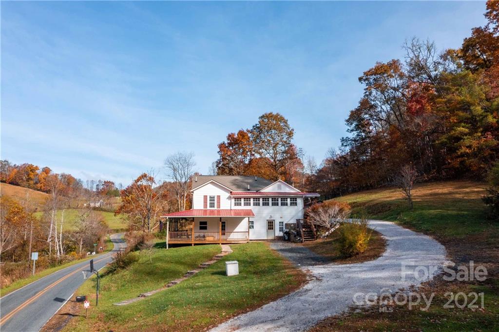 502 Rebels Creek Road Bakersville NC 28705