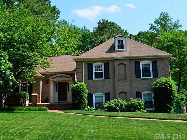 2216 Ramblewood Lane Charlotte NC 28210