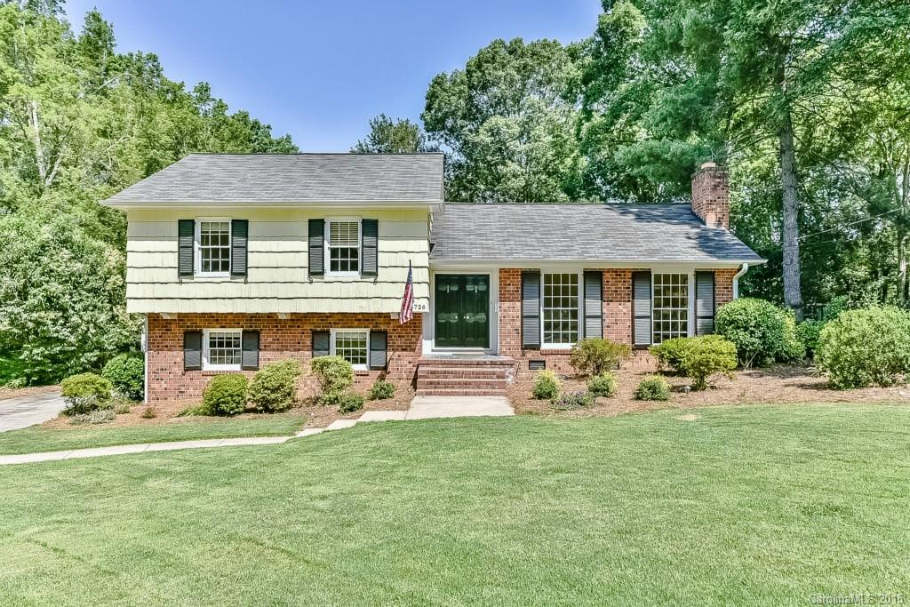 6726 Brookmeade Drive Charlotte NC 28226