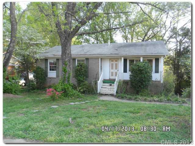 7525 Briardale Drive Charlotte NC 28212