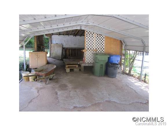 29 Oak Hill Circle Asheville NC 28806