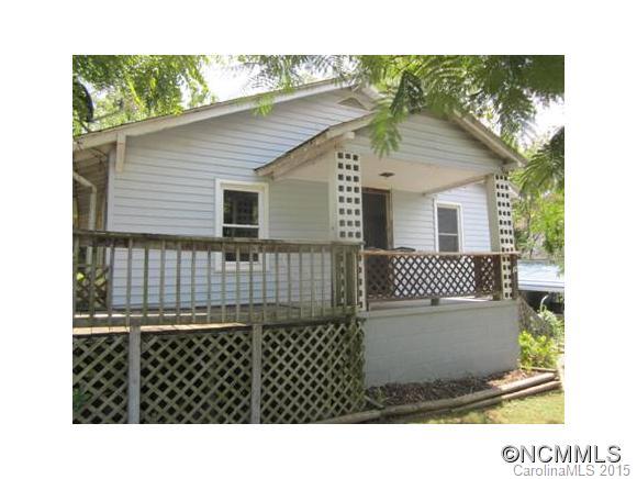 29 Oak Hill Circle Asheville NC 28806