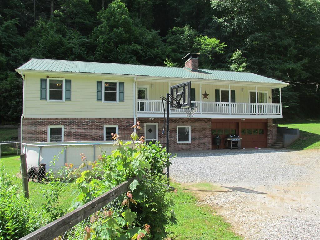 1287 Pressley Creek Road Cullowhee NC 28723