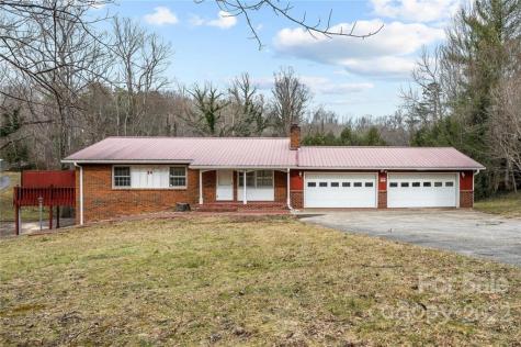 24 Botany Drive Asheville NC 28805