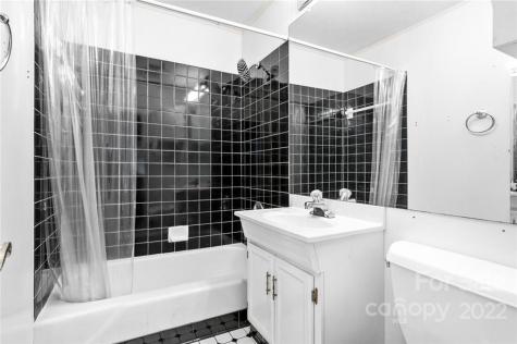 24 Botany Drive Asheville NC 28805