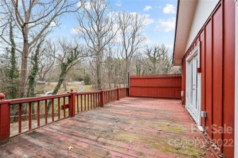 24 Botany Drive Asheville NC 28805