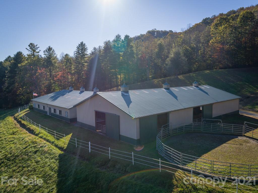 2803 Crooked Creek Road Mars Hill NC 28754