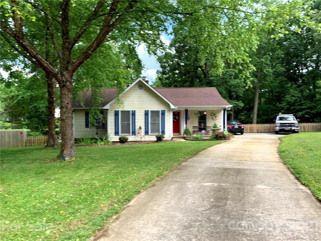 6707 Flat Rock Drive Charlotte NC 28214