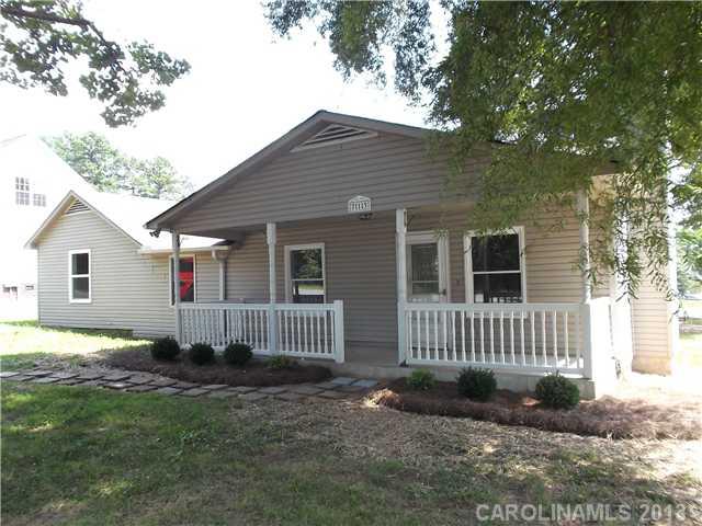 713 Flicker Street Concord NC 28027