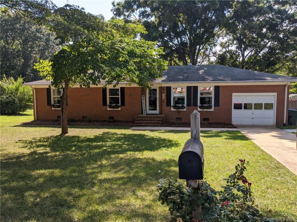 713 Briarwood Drive Mooresville NC 28115