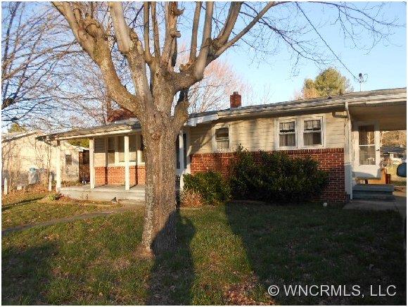 28 Liner Street Waynesville NC 28786