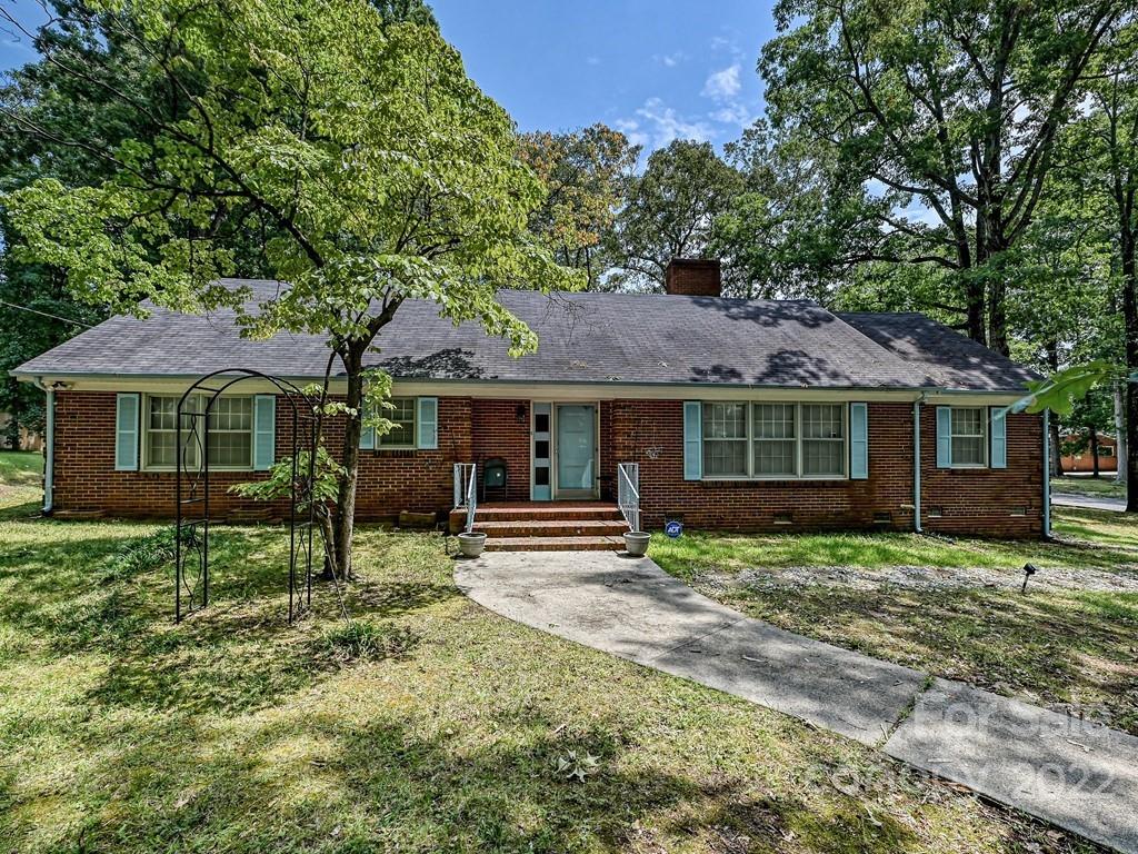 1005 Lakewood Drive Monroe NC 28112