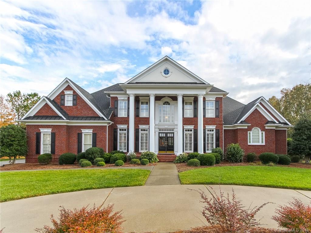 8203 Woodmont Drive Waxhaw NC 28173