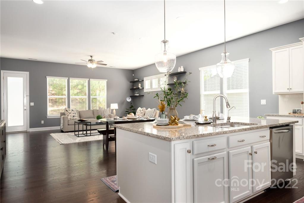 10021 Street Kitts Landing Lane Charlotte NC 28278