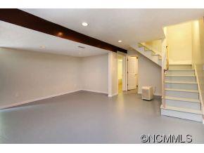 4 Jett Court Asheville NC 28806