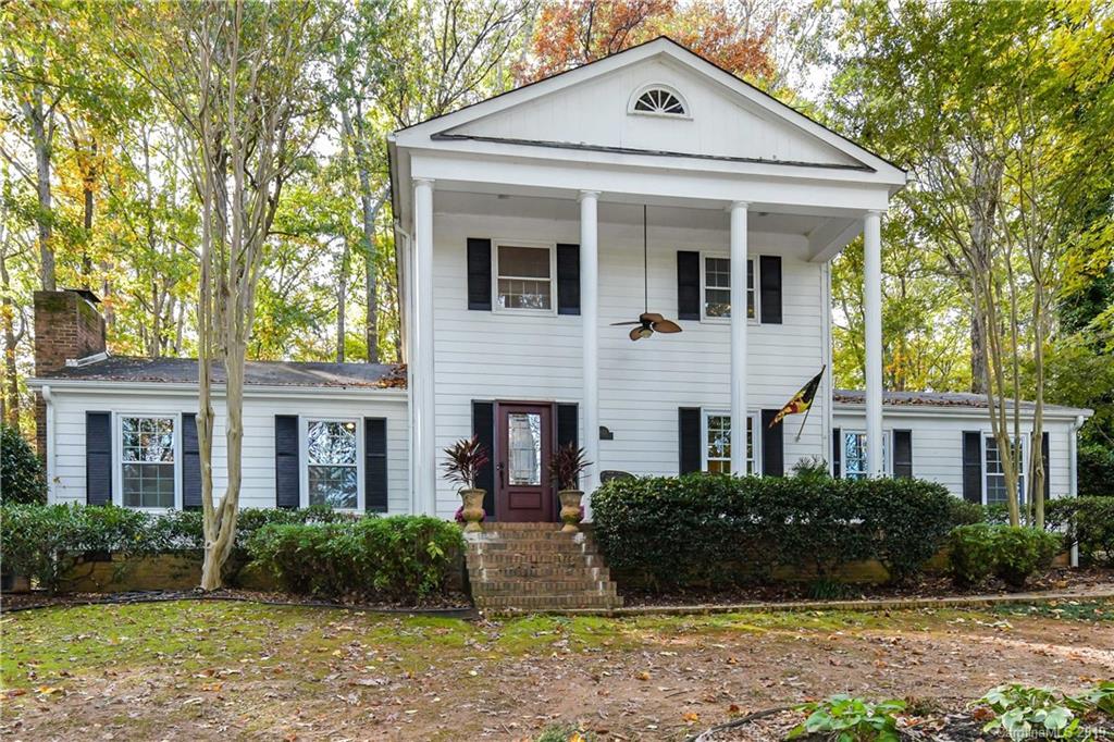 8825 Dogwood Drive Charlotte NC 28215