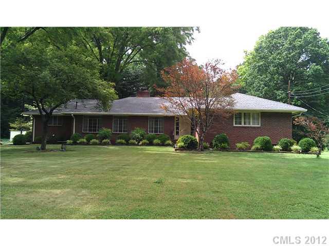 1920 Marlwood Circle Charlotte NC 28227