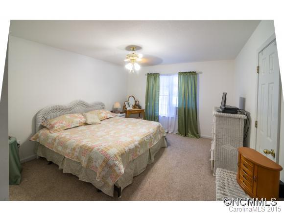 21 Lauren Ridge Way Swannanoa NC 28778