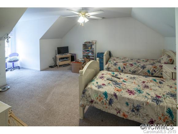 21 Lauren Ridge Way Swannanoa NC 28778