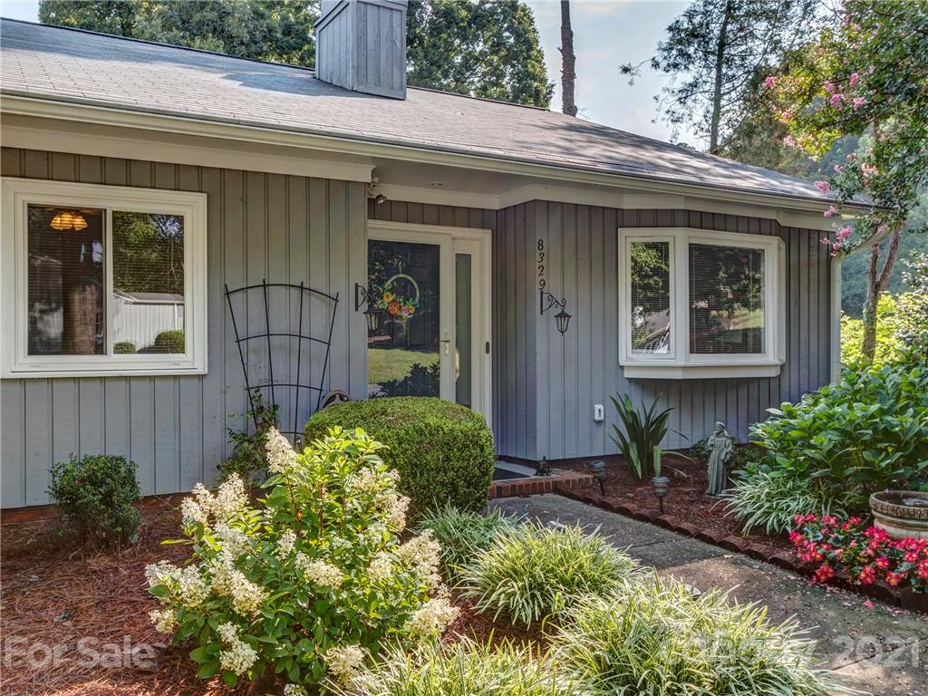 8329 Rust Wood Place Charlotte NC 28227