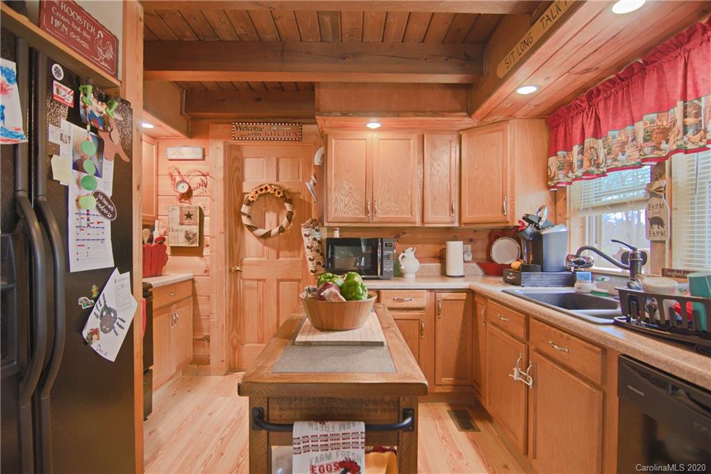 118 Sweetbriar Road S Lake Lure NC 28746