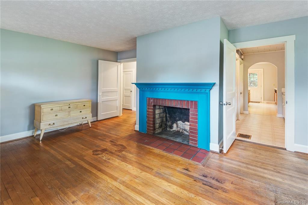 15 Pruitt Street Asheville NC 28806