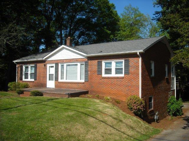 3039 N Center Street Hickory NC 28601
