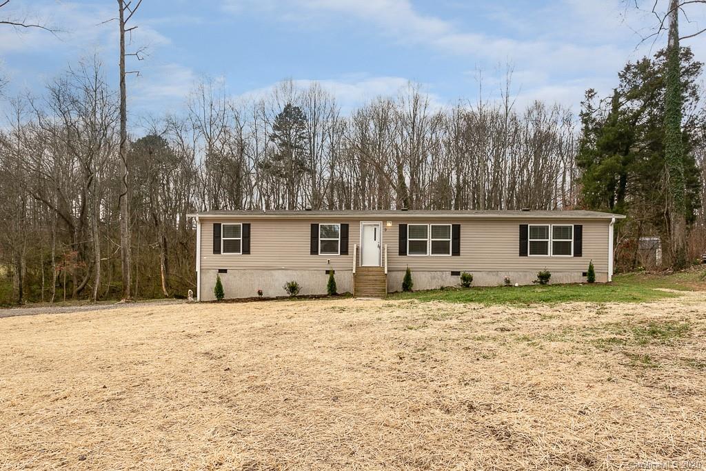 9 Saddlepoint Drive Candler NC 28715