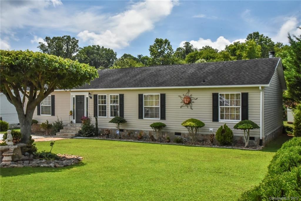 39 Somerset Road Arden NC 28704
