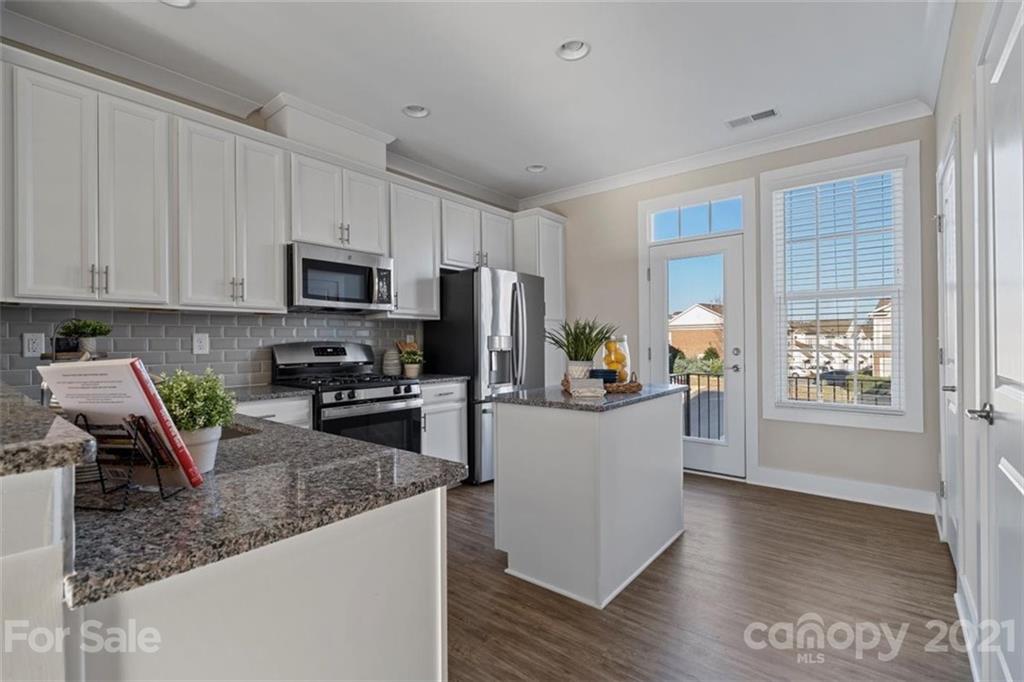9436 Kings Parade Boulevard Charlotte NC 28273