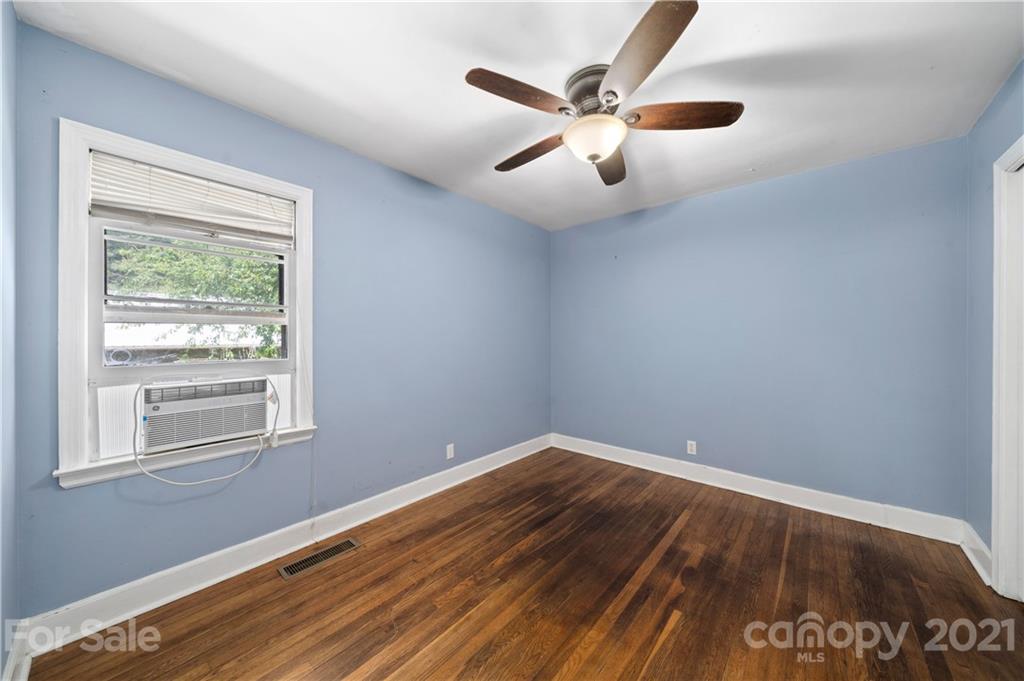 103 Salola Street Asheville NC 28806