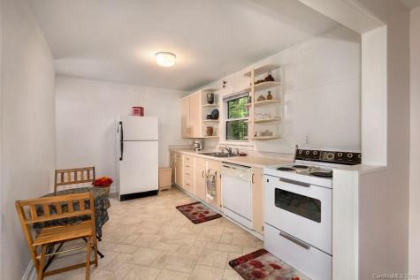 27 Mcdade Street Asheville NC 28806