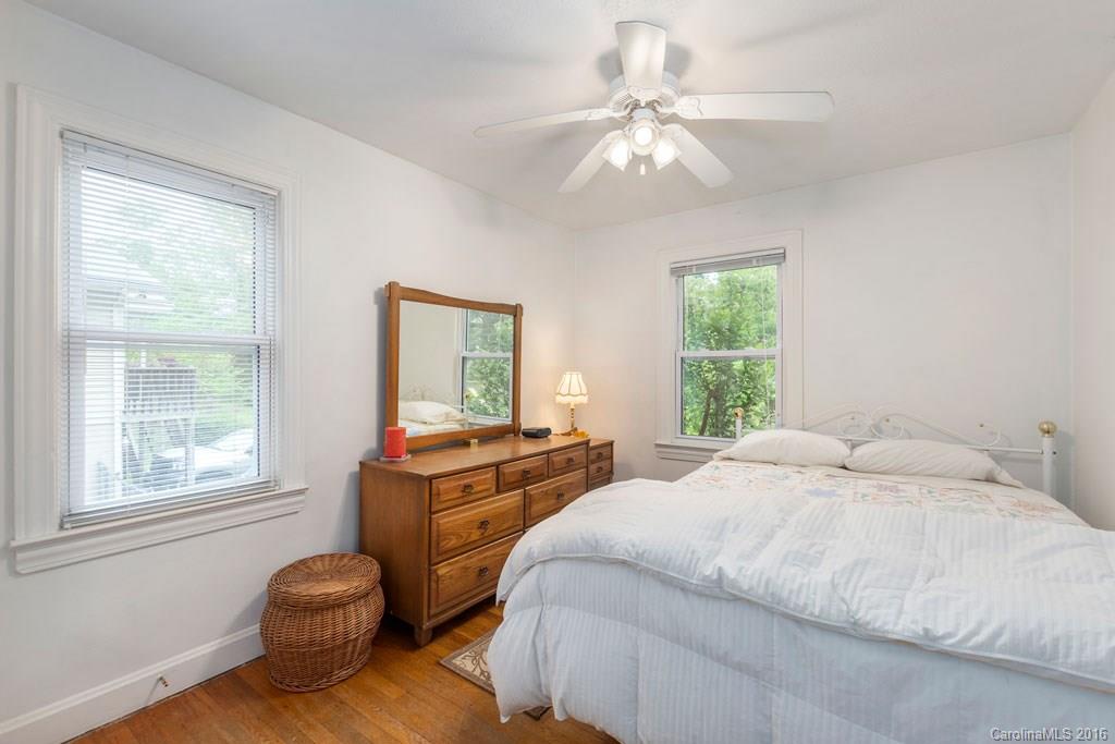 27 Mcdade Street Asheville NC 28806