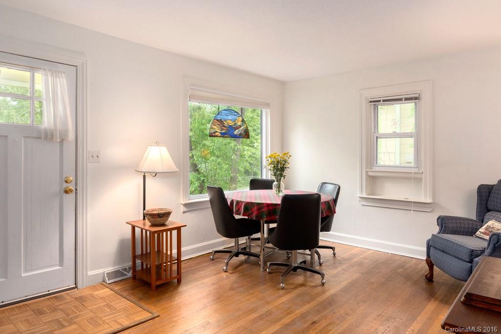 27 Mcdade Street Asheville NC 28806