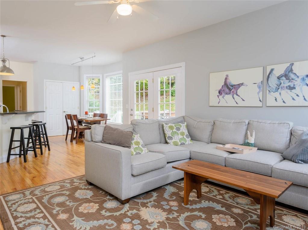 4 Whitetail Drive Weaverville NC 28787