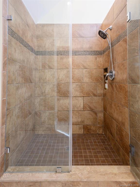 4 Whitetail Drive Weaverville NC 28787
