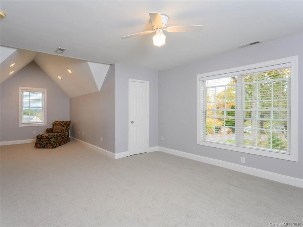 4 Whitetail Drive Weaverville NC 28787