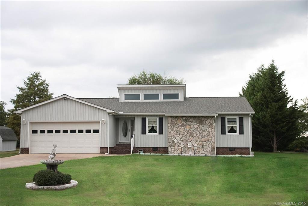 127 Oak Meadow Road Mooresville NC 28115