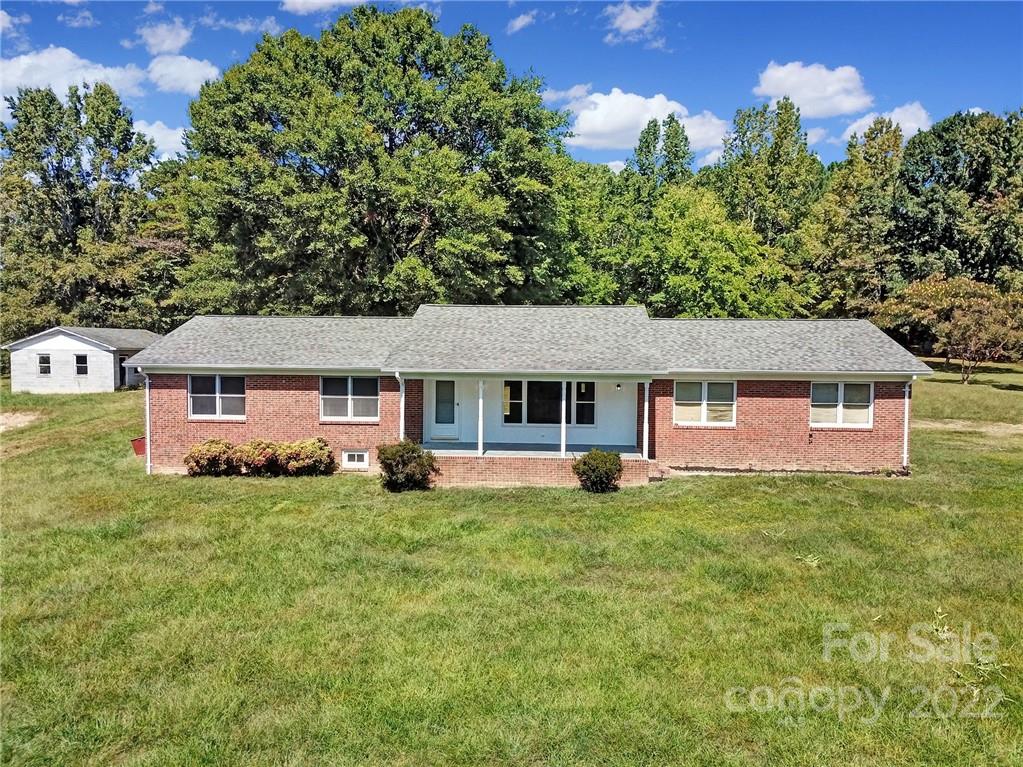 1828 Boy Scout Road Lincolnton NC 28092