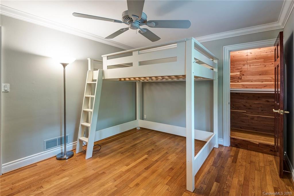 59 Blackwood Road Asheville NC 28804