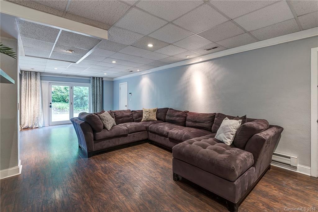 59 Blackwood Road Asheville NC 28804