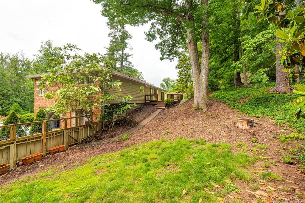 59 Blackwood Road Asheville NC 28804