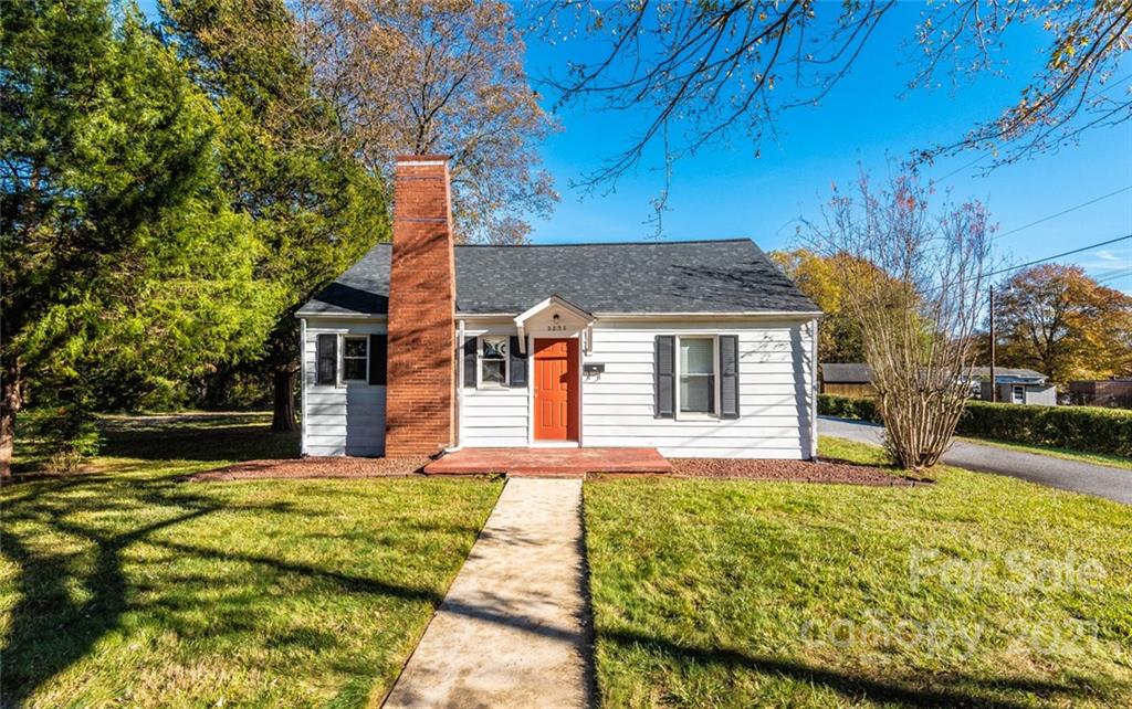 2230 1st Street NE Hickory NC 28601