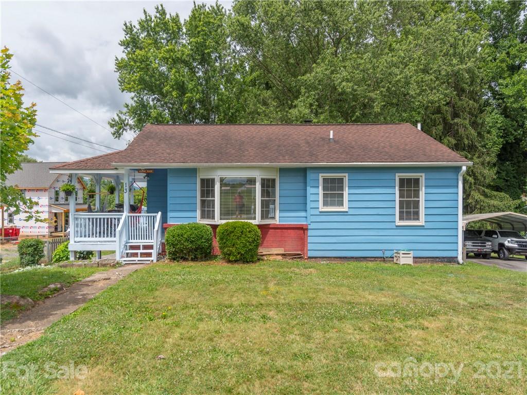 13 Oak Hill Road Candler NC 28715