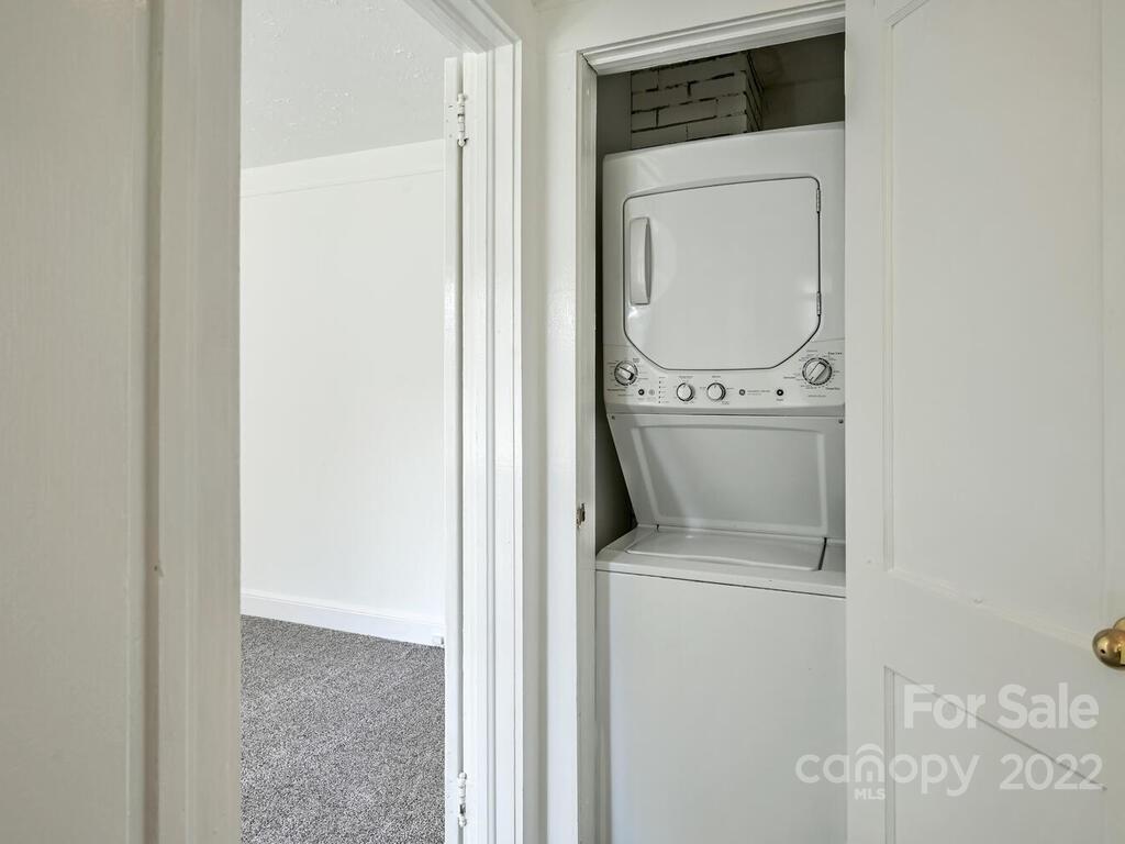 105 E Charleston Avenue Swannanoa NC 28778